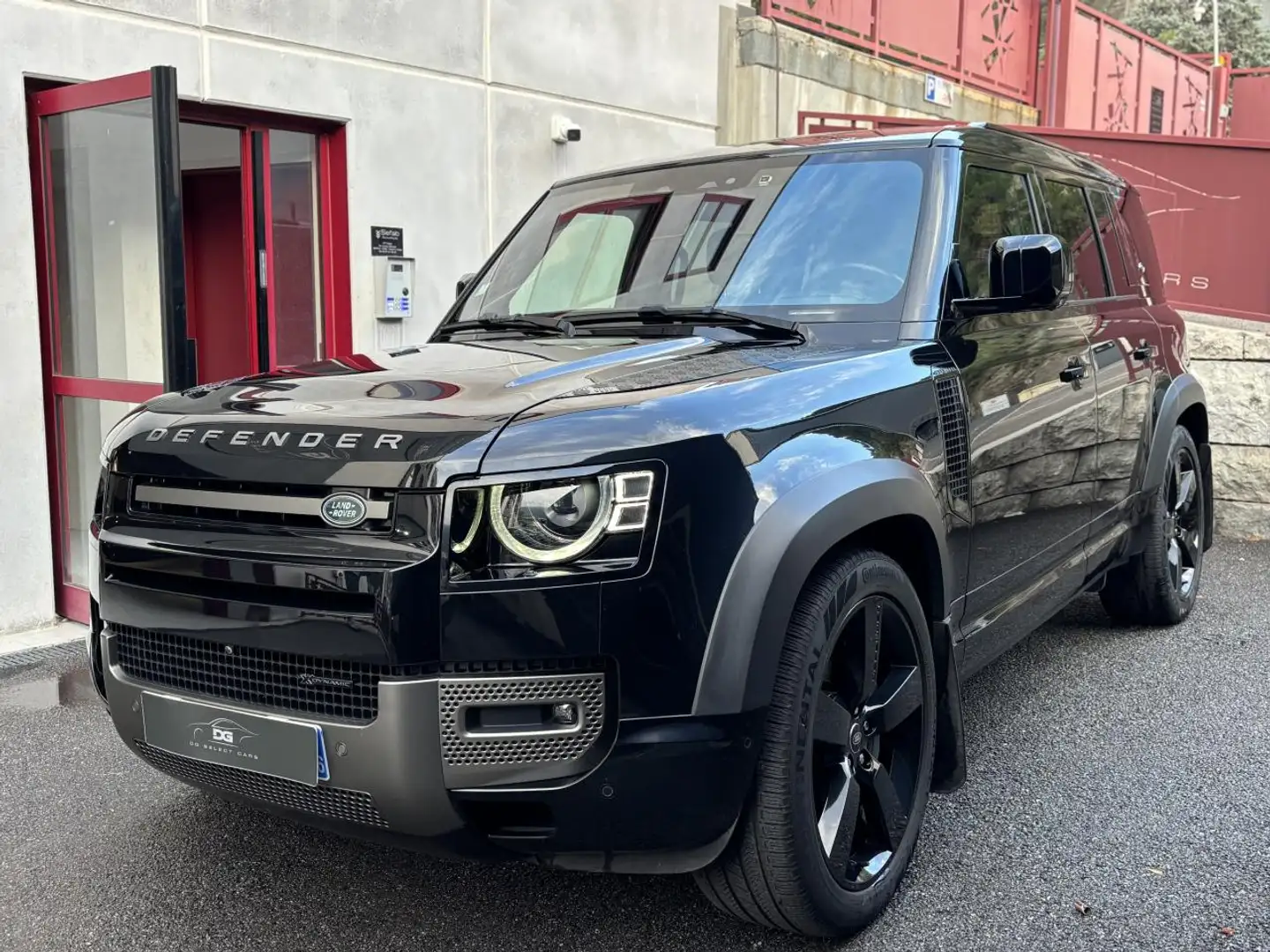 Land Rover Defender LAND ROVER DEFENDER IV 2.0 110 P400E PHEV X-DYNAMIC HSE BVA8 Noir - 1