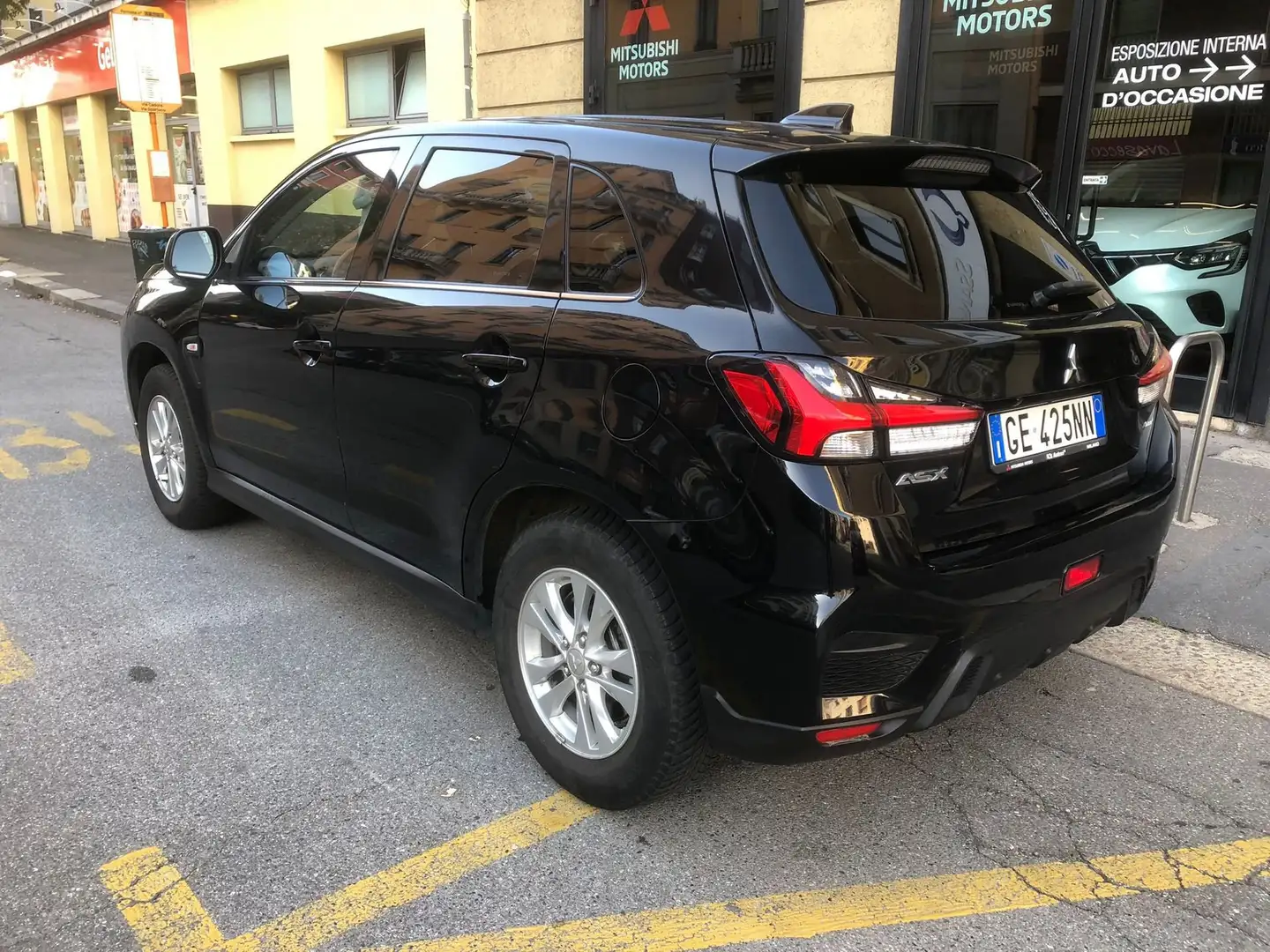 Mitsubishi ASX 2.0 2WD GPL Bi-fuel Invite SDA (PROMO) Noir - 2