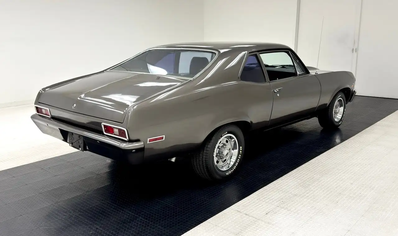 Chevrolet Nova Sedan, foto 5