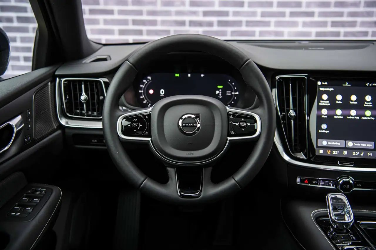 Volvo V60 2026