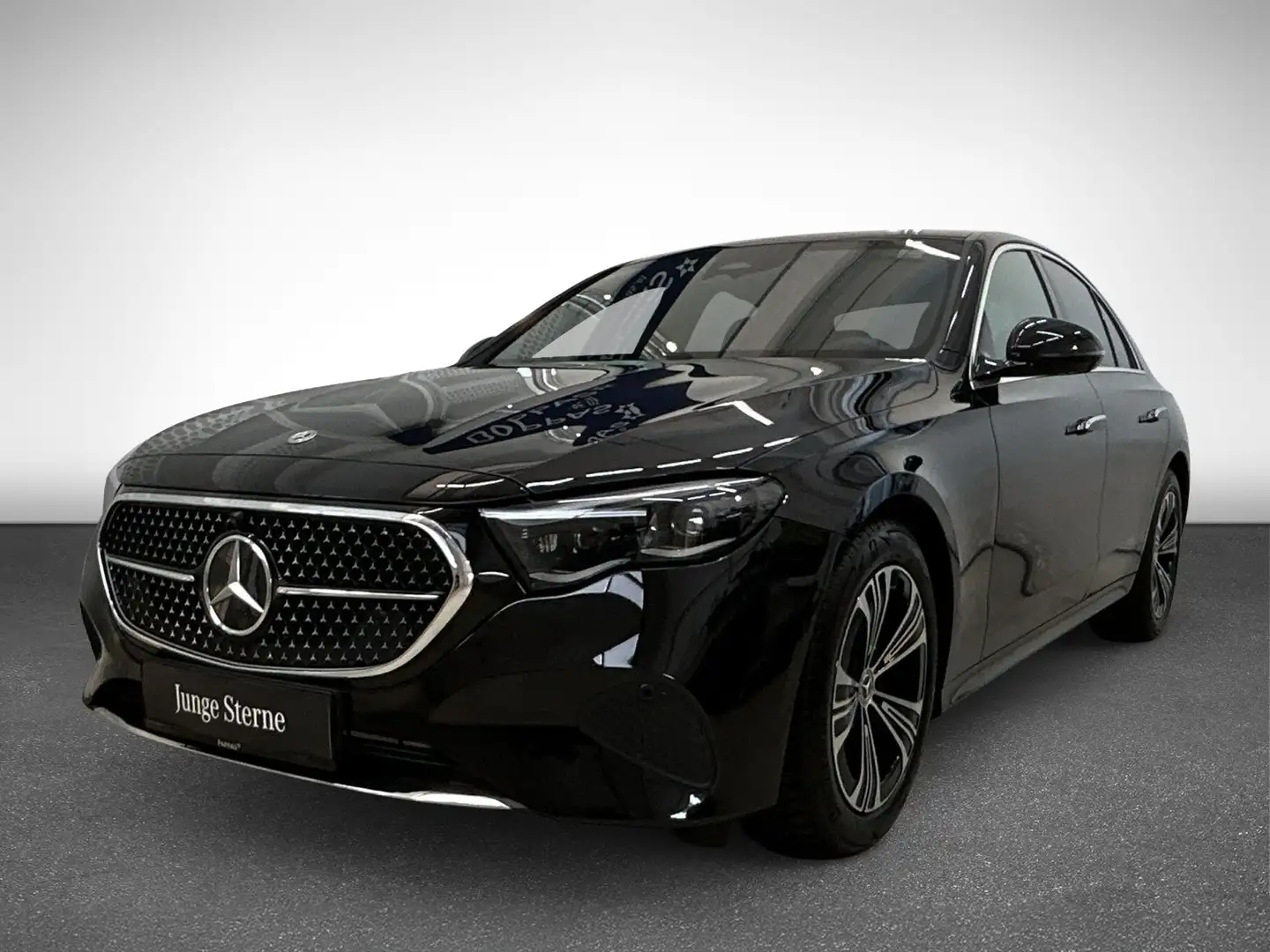 Mercedes-Benz E 220 d 4MATIC Limousine SHZ Schwarz - 2