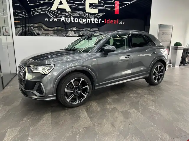 Audi Q3 view 2