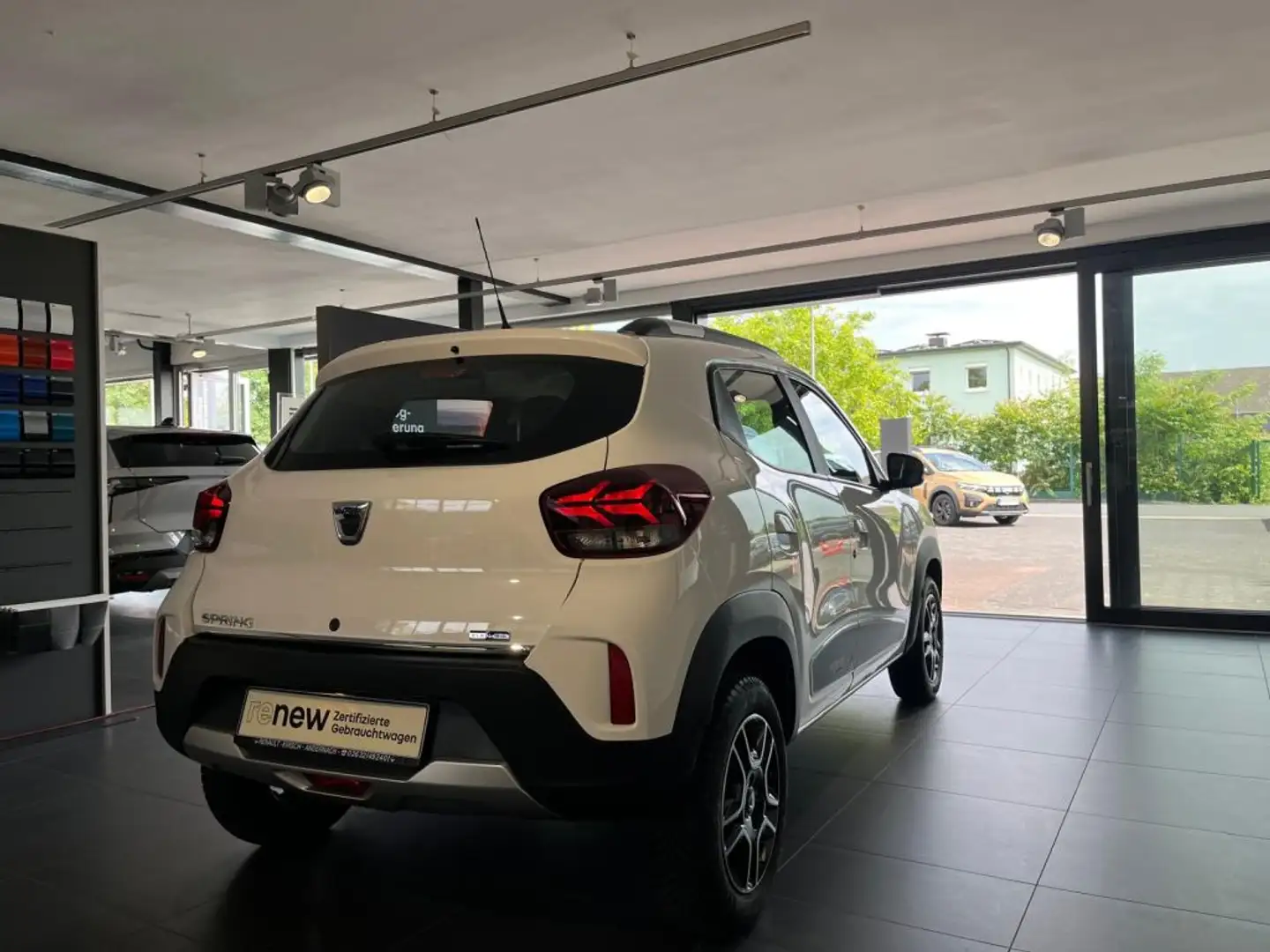 Dacia Spring Comfort - 1