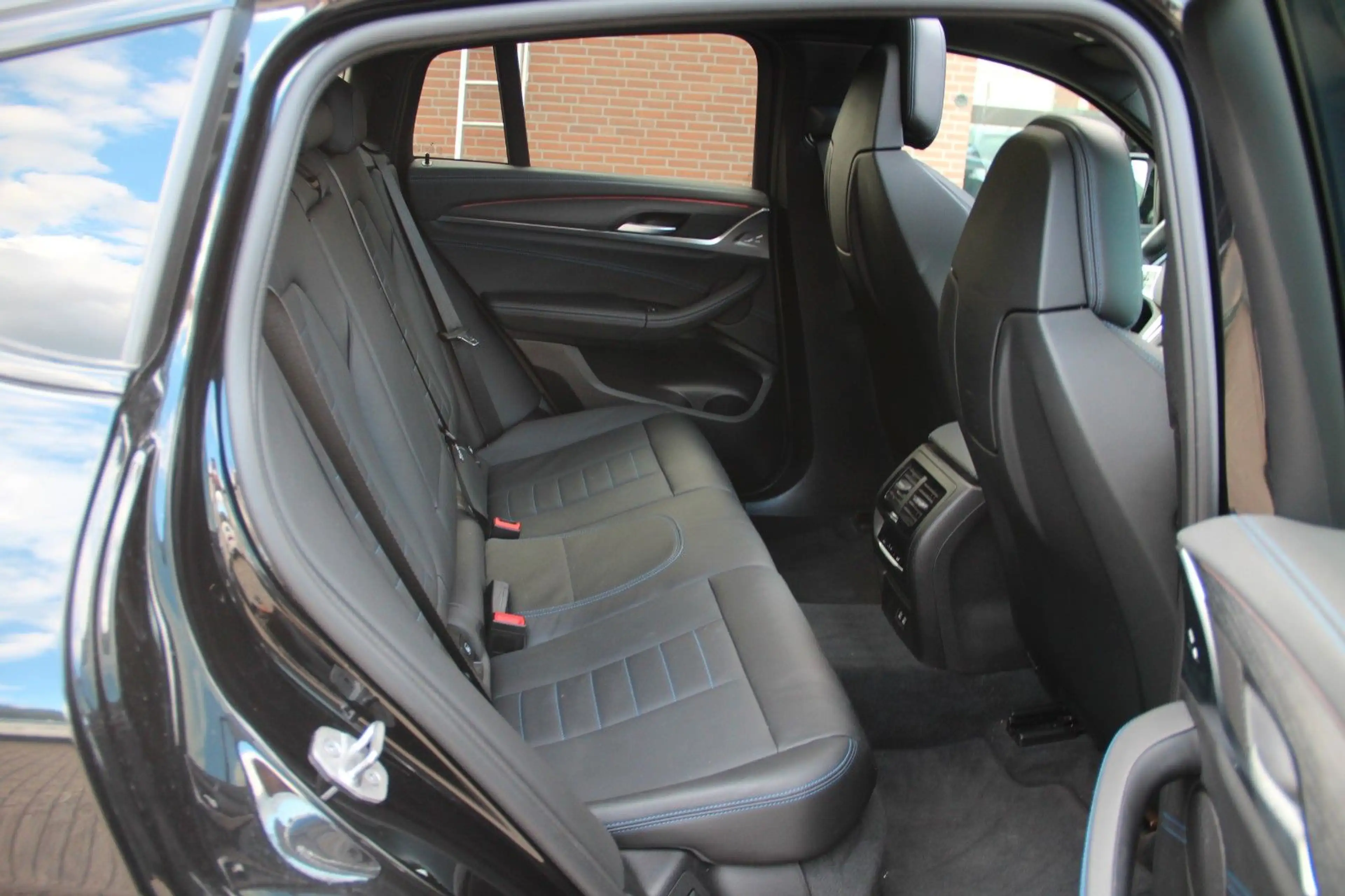 BMW X4 M xDrive, Laser, HUD, Pano, SHZ — photo 12
