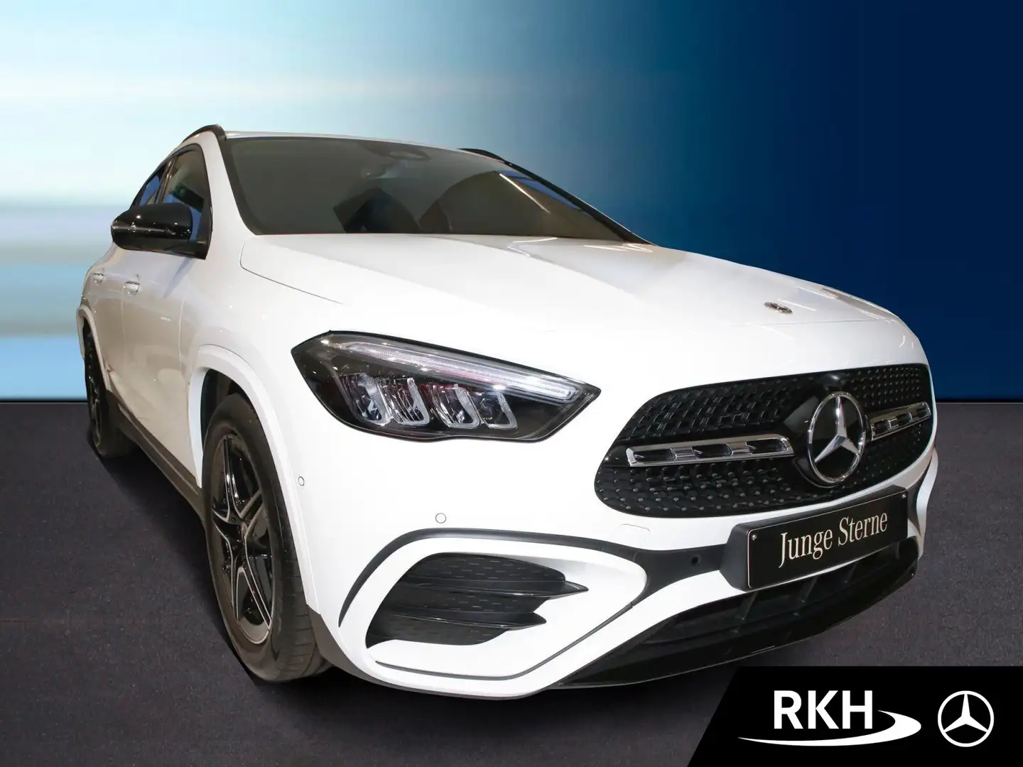 Mercedes-Benz GLA 200 GLA 200 AMG Line Night/Distron/360°/AHK/Totw/LED Weiß - 2