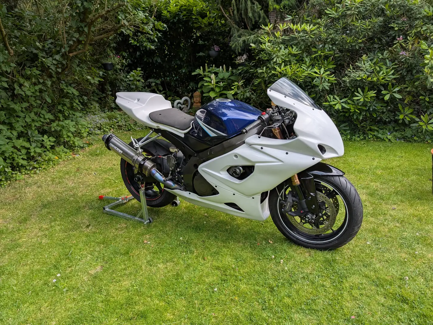 Suzuki GSX-R 1000 k6 - 1