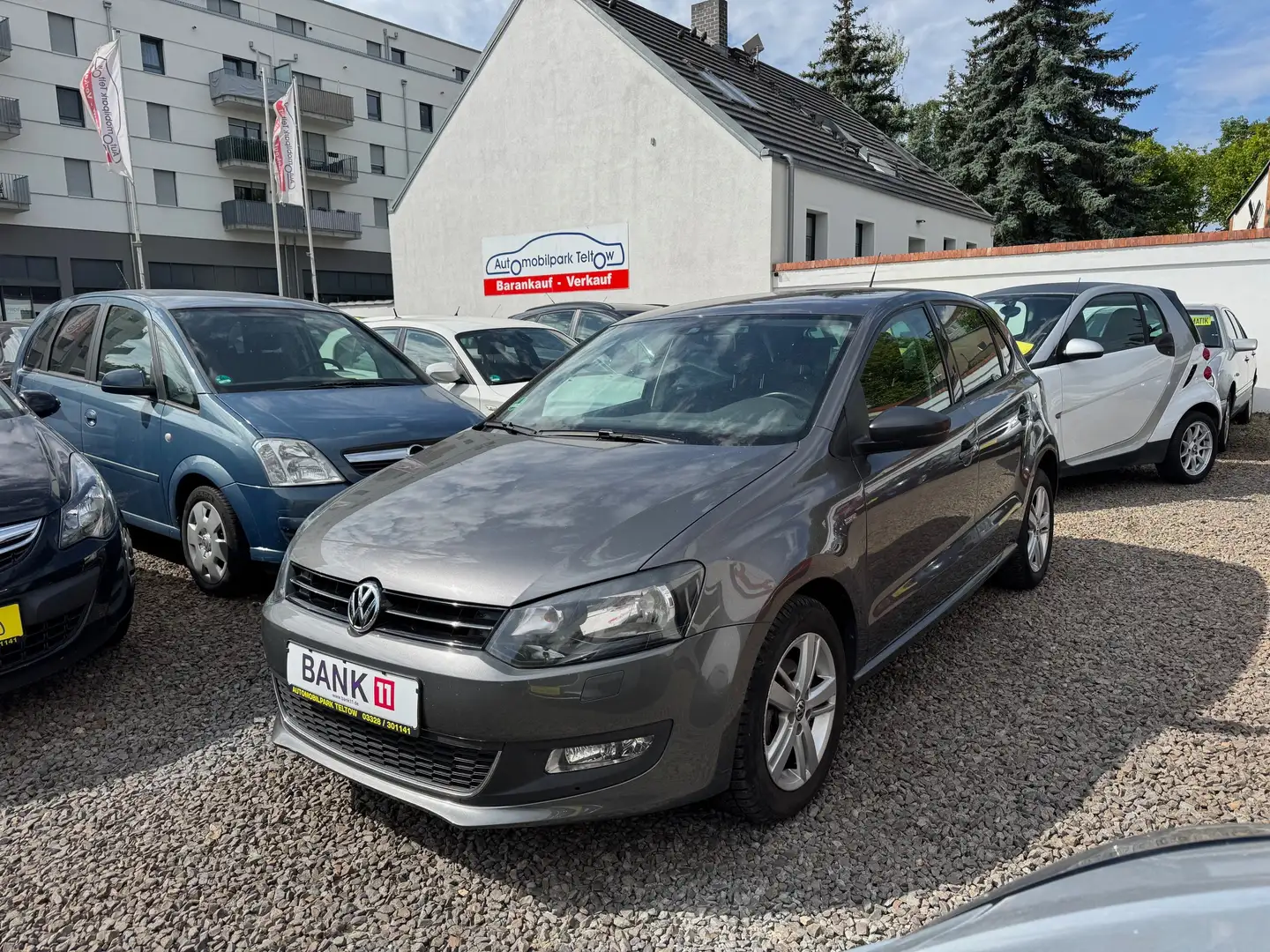 Volkswagen Polo Life, Steuerkette + TÜV NEU Grau - 1