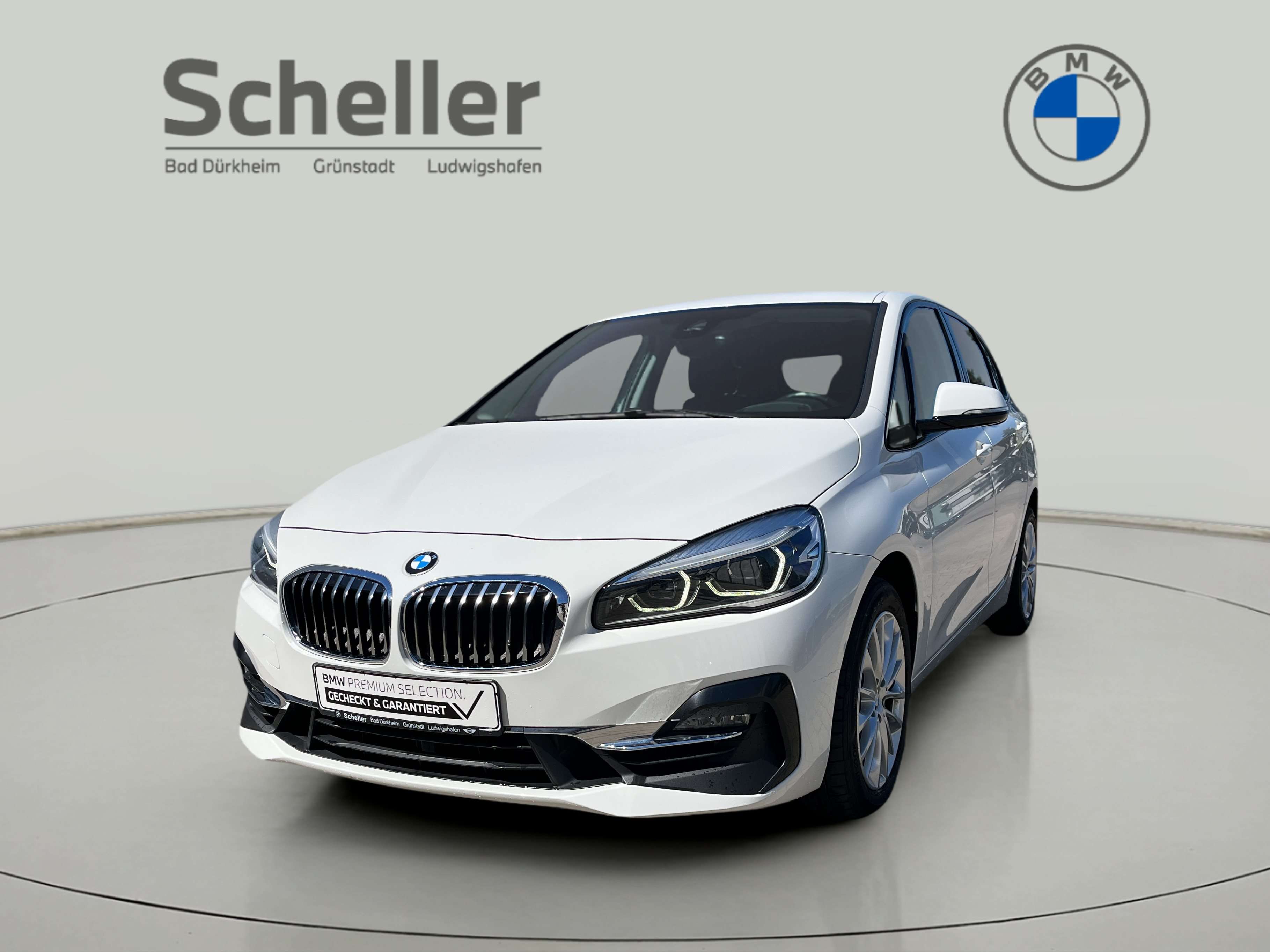 BMW 218
