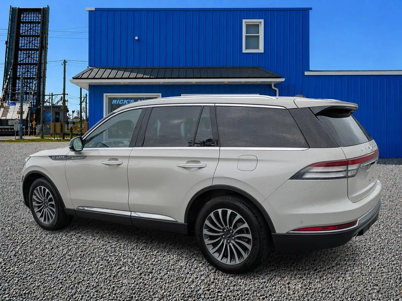 Lincoln Aviator снимка Lincoln Aviator