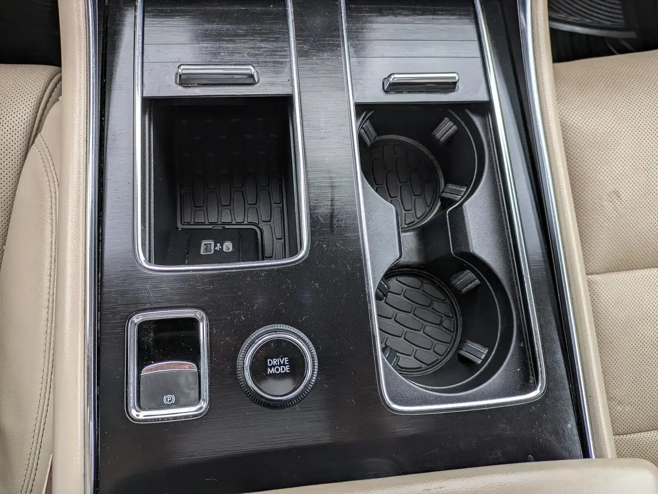 Lincoln Aviator снимка Lincoln Aviator