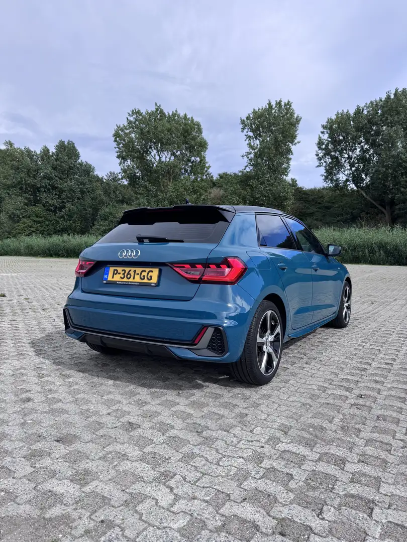 Audi A1 30 TFSI S-Line Sportback Green - 1