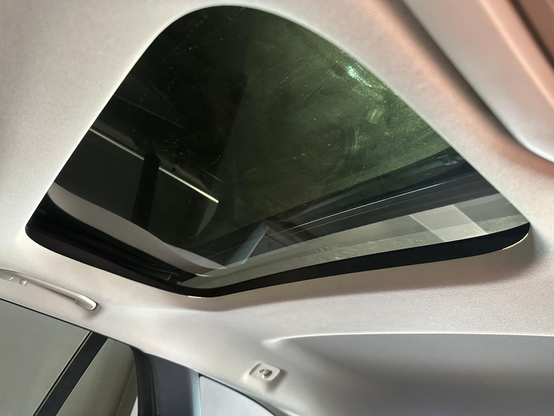 Mercedes-Benz E 200 T 4MATIC PANORAMA STANDHEIZUNG AHK COMAND LED BEHE — photo 13
