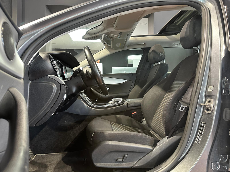 Mercedes-Benz E 200 T 4MATIC PANORAMA STANDHEIZUNG AHK COMAND LED BEHE — photo 11