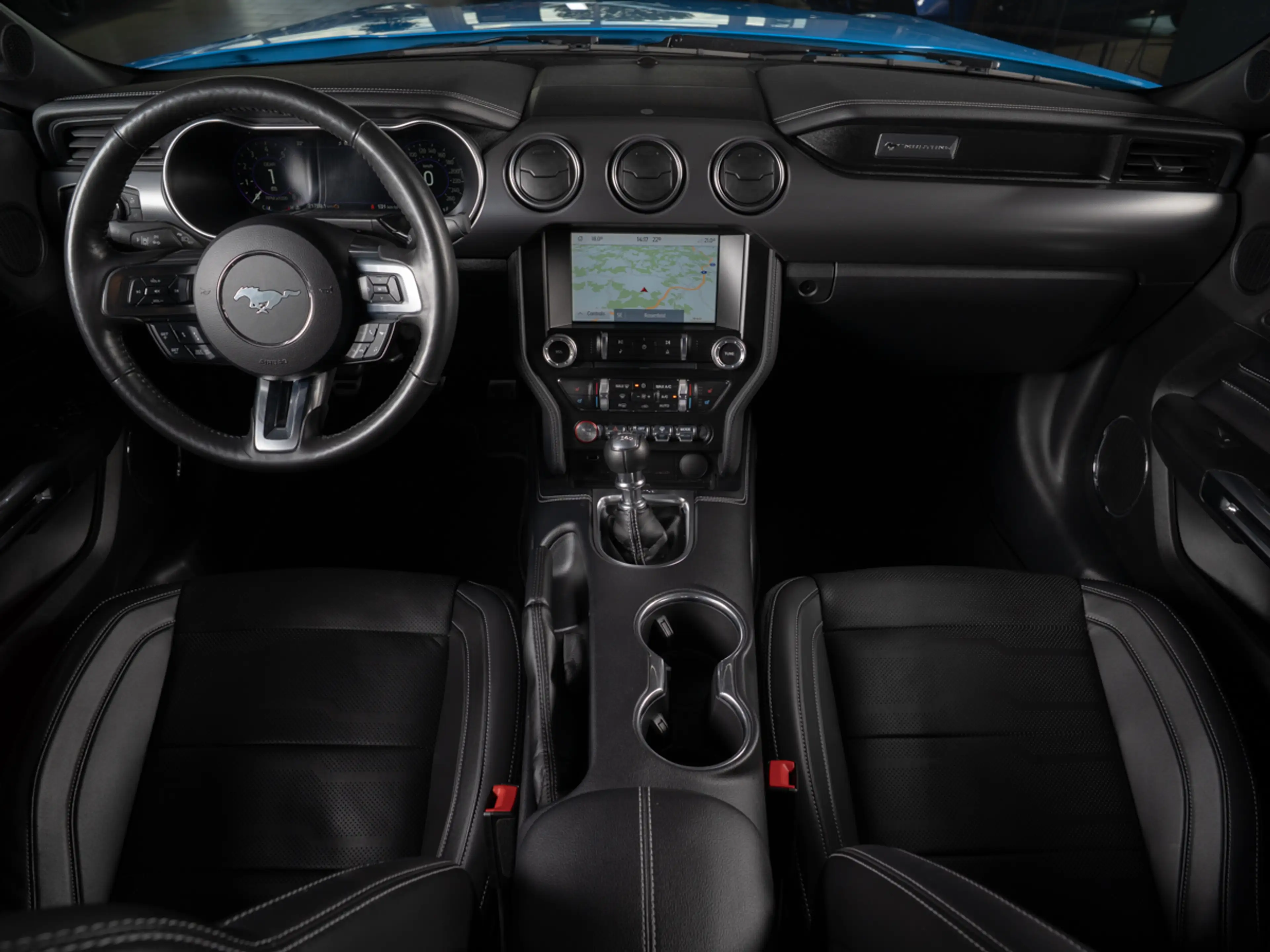 Ford Mustang GT 5.0 Ti-VCT V8 Fastback  *PREMIUM2*SYNC3* — photo 12