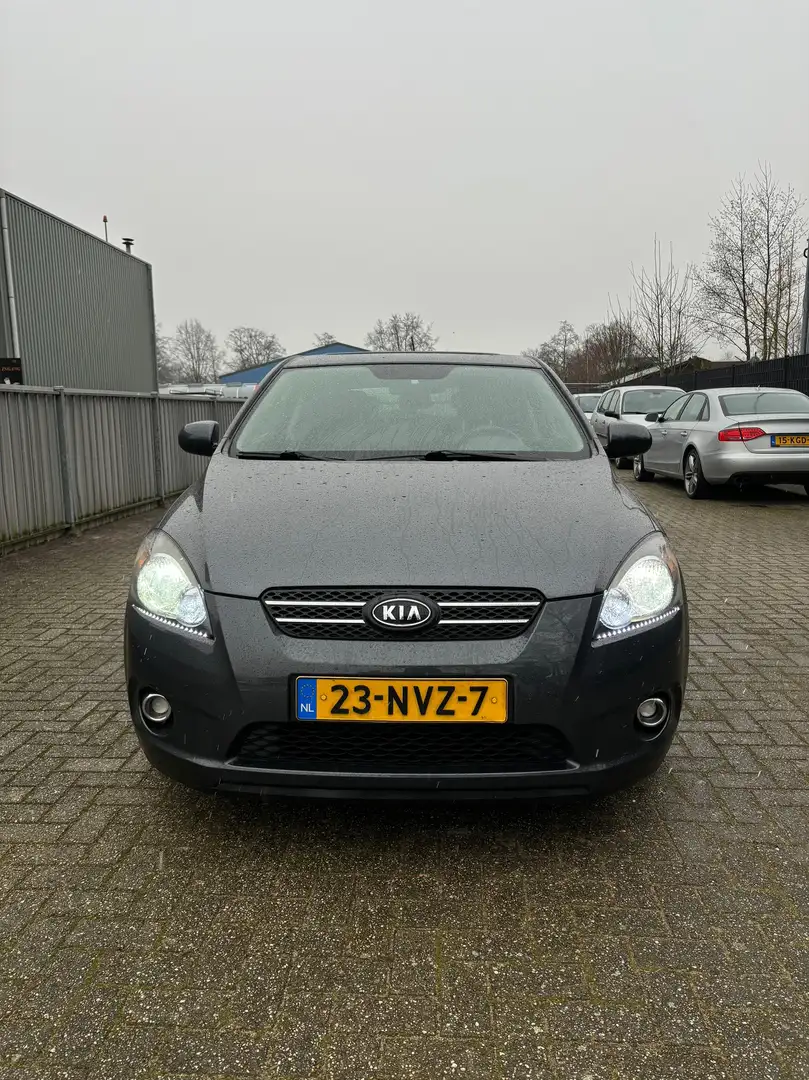 Kia ProCeed / pro_cee'd 1.4 CVVT Seven NWE APK Šedá - 2