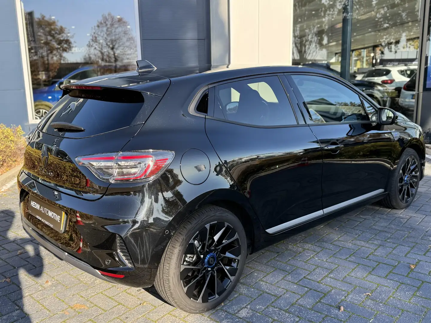 Renault Clio 1.6 E-Tech Full Hybrid 145 esprit Alpine | 360 cam Noir - 2