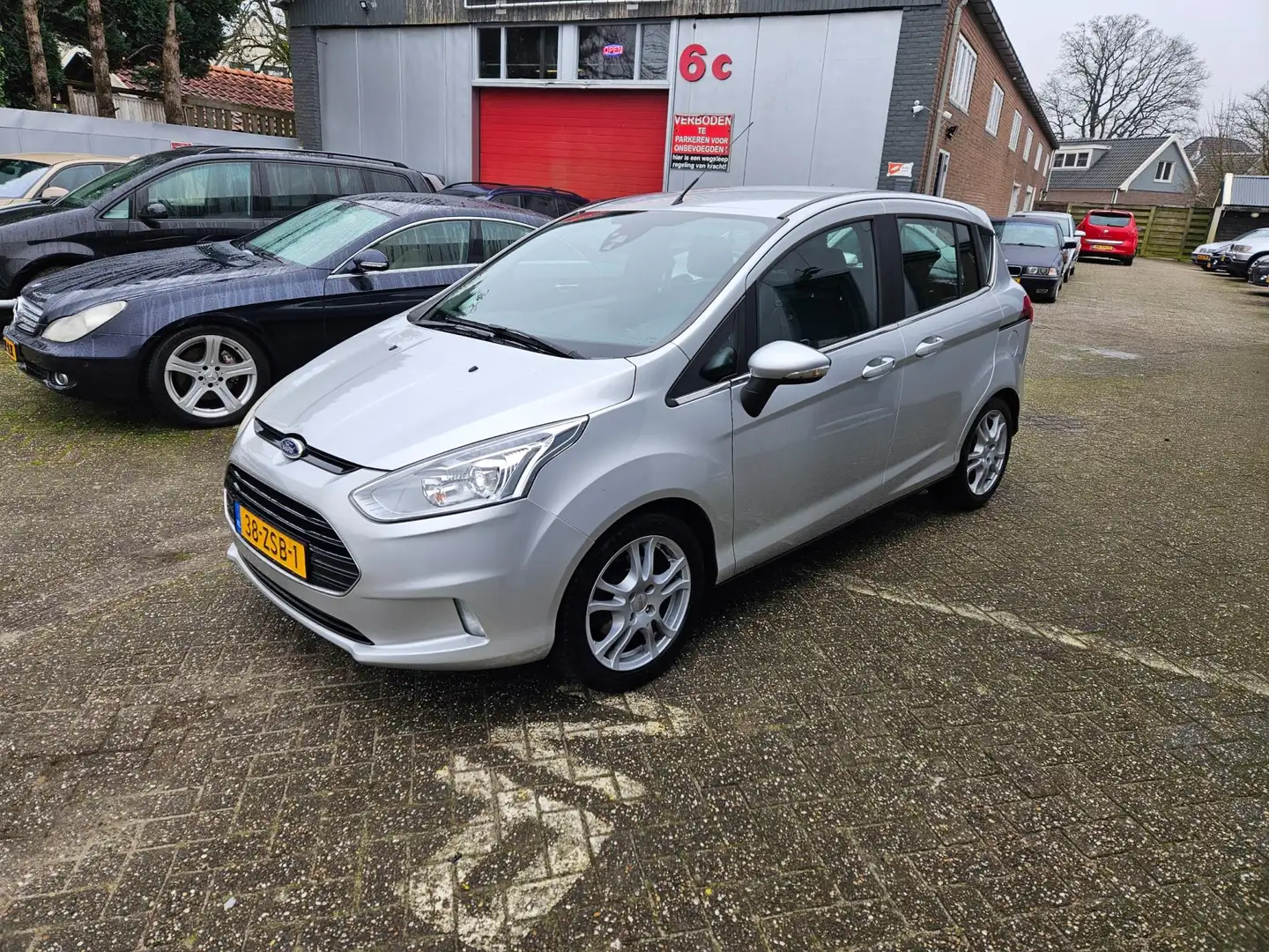 Ford B-Max 1.0 EcoBoost Titanium/Clima/Cruise/Stoelverw Grau - 2