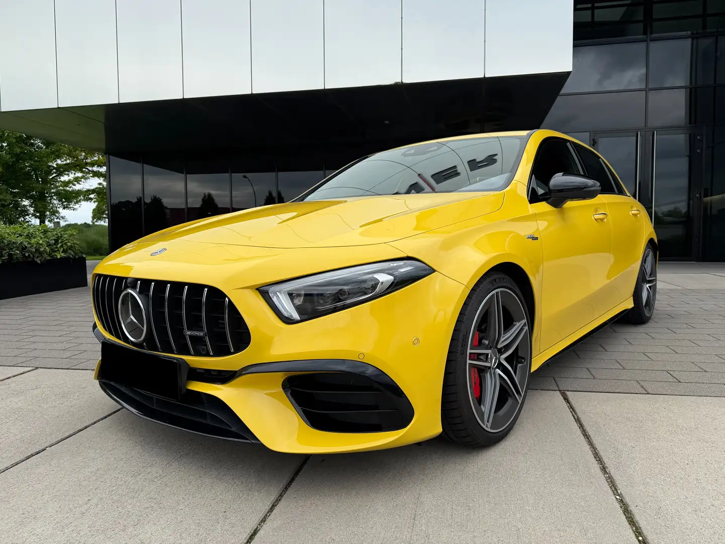 Mercedes-Benz A 45 AMG A 45 S Garantie 04/2027 Burmester Multibeam360° Jaune - 1