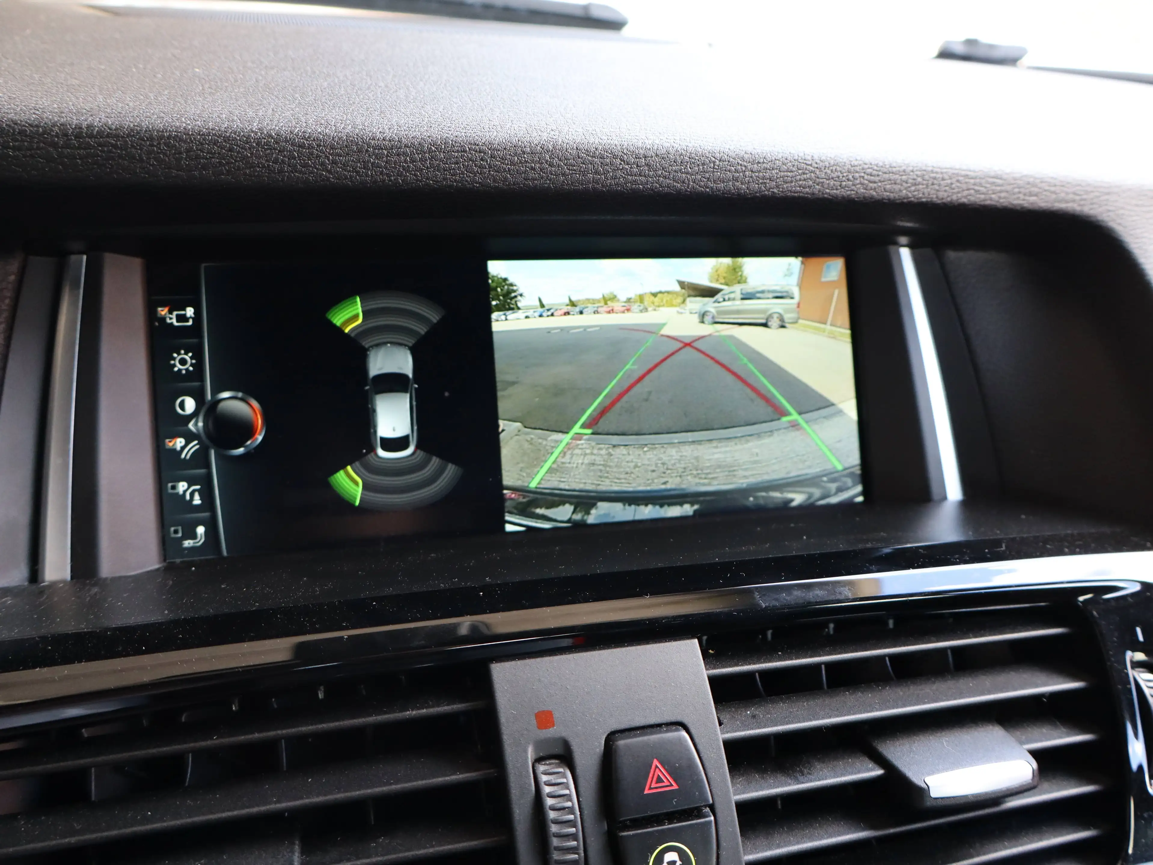 BMW X4 xDrive35i Sport-Aut. M SPORT *AHK*NAVI*BI-XENON*EL.GLAS-SCHIEBEDACH*HIFI* — photo 12