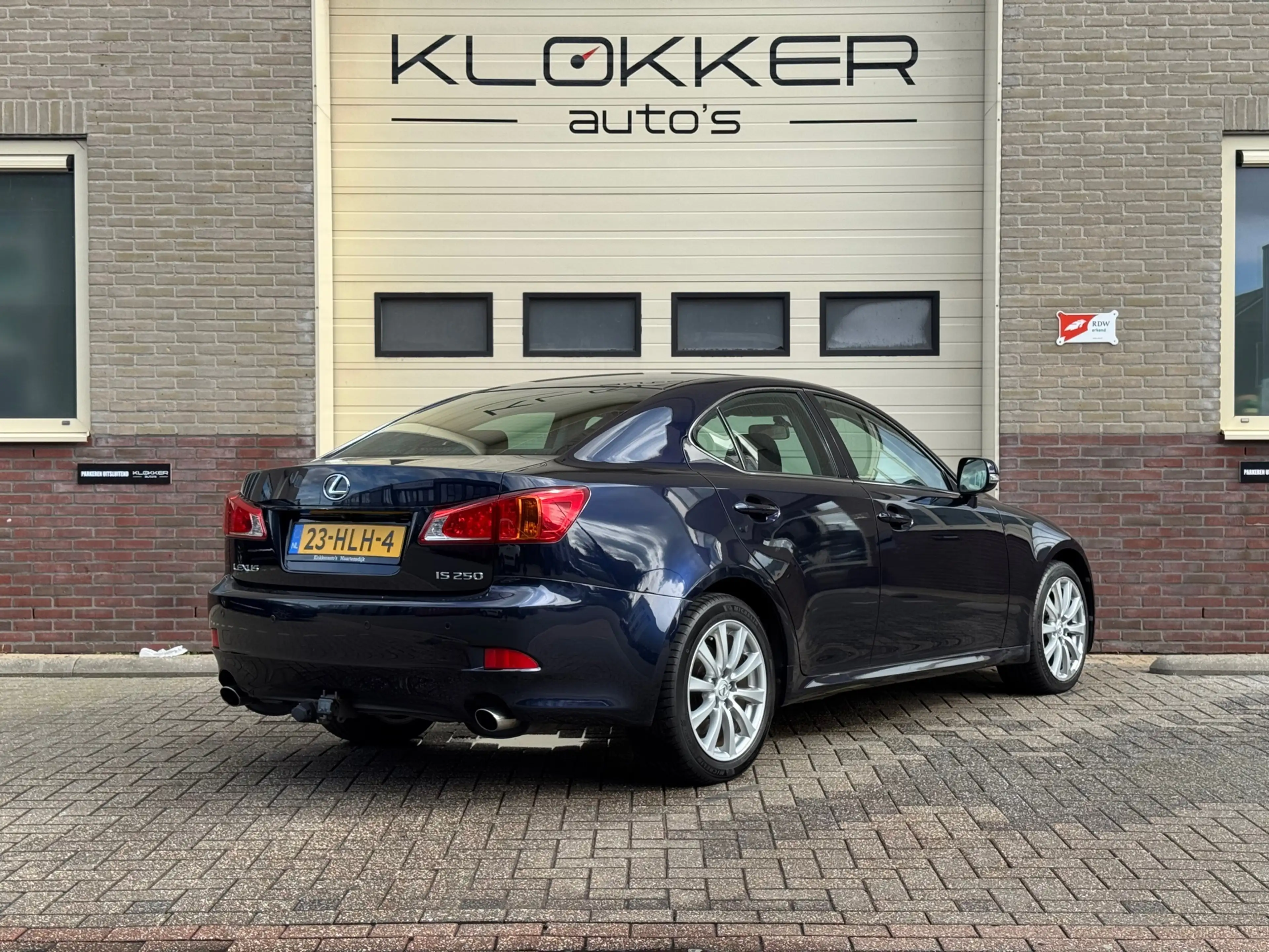 Lexus IS 250 Business Dealer onderh.|1e eigenaar|Camera|Trekhaa — photo 2