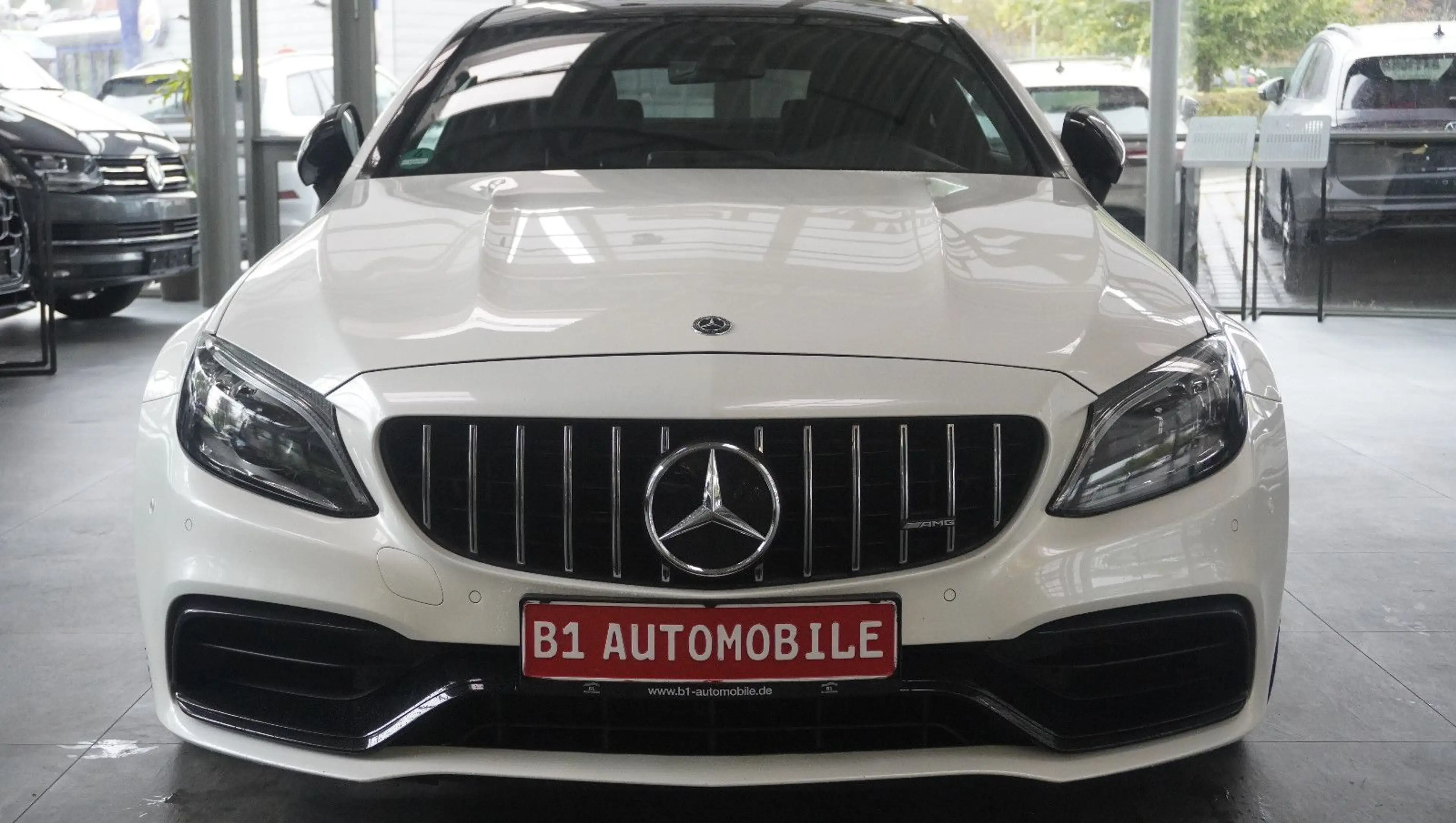 Mercedes-Benz C 63 AMG Coupe *NIGHT*PANO*HEAD-UP*BURMESTER* — photo 2