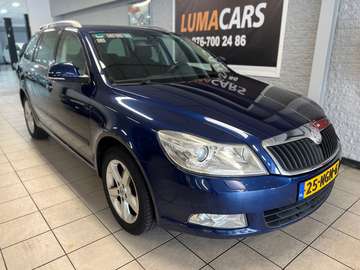 Combi 1.2 TSI Elegance Business Line | Carplay