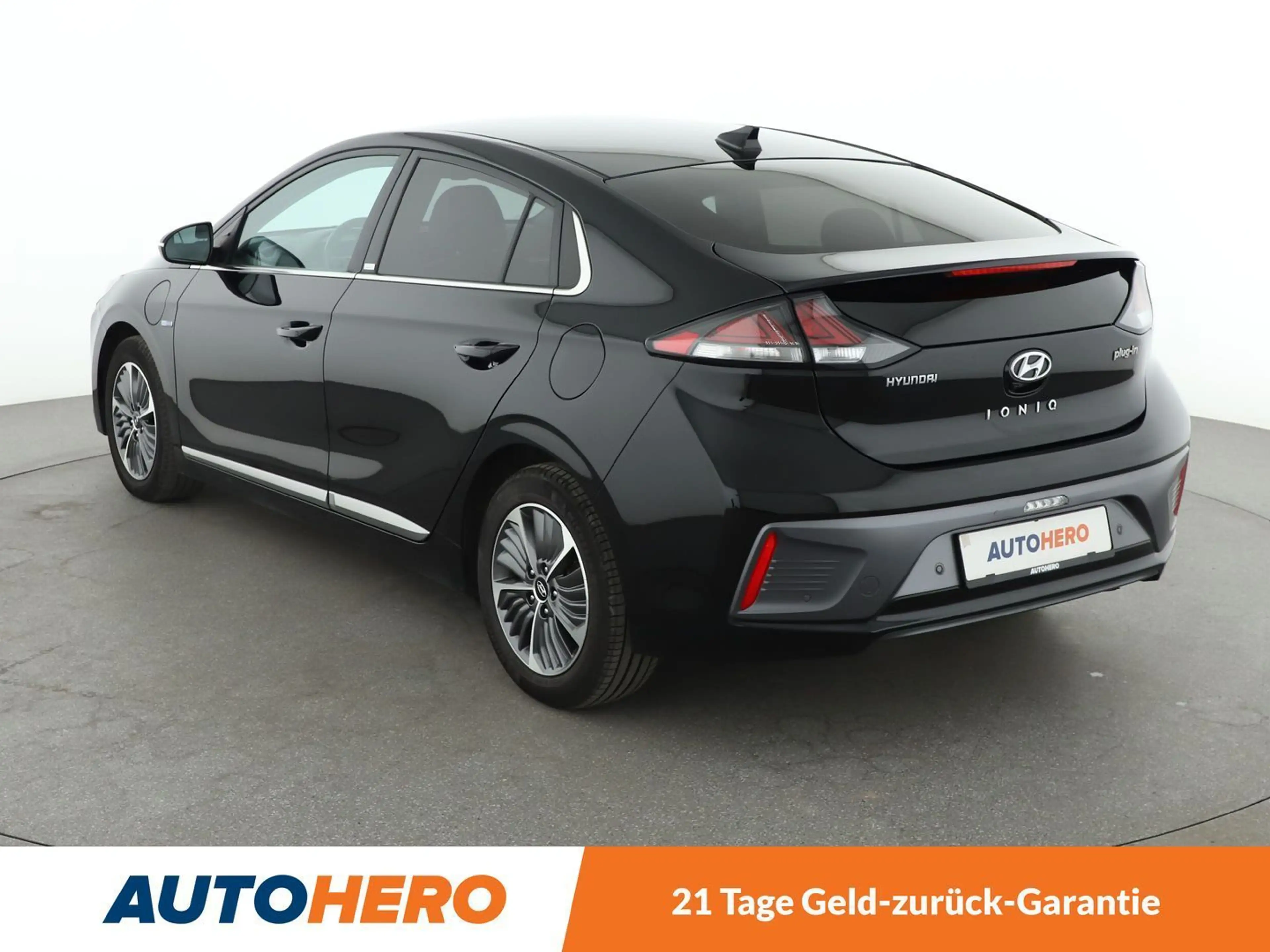 Hyundai IONIQ 1.6 Style Plug-In Hybrid Aut.*NAVI*LED*ACC*SPUR* — photo 4