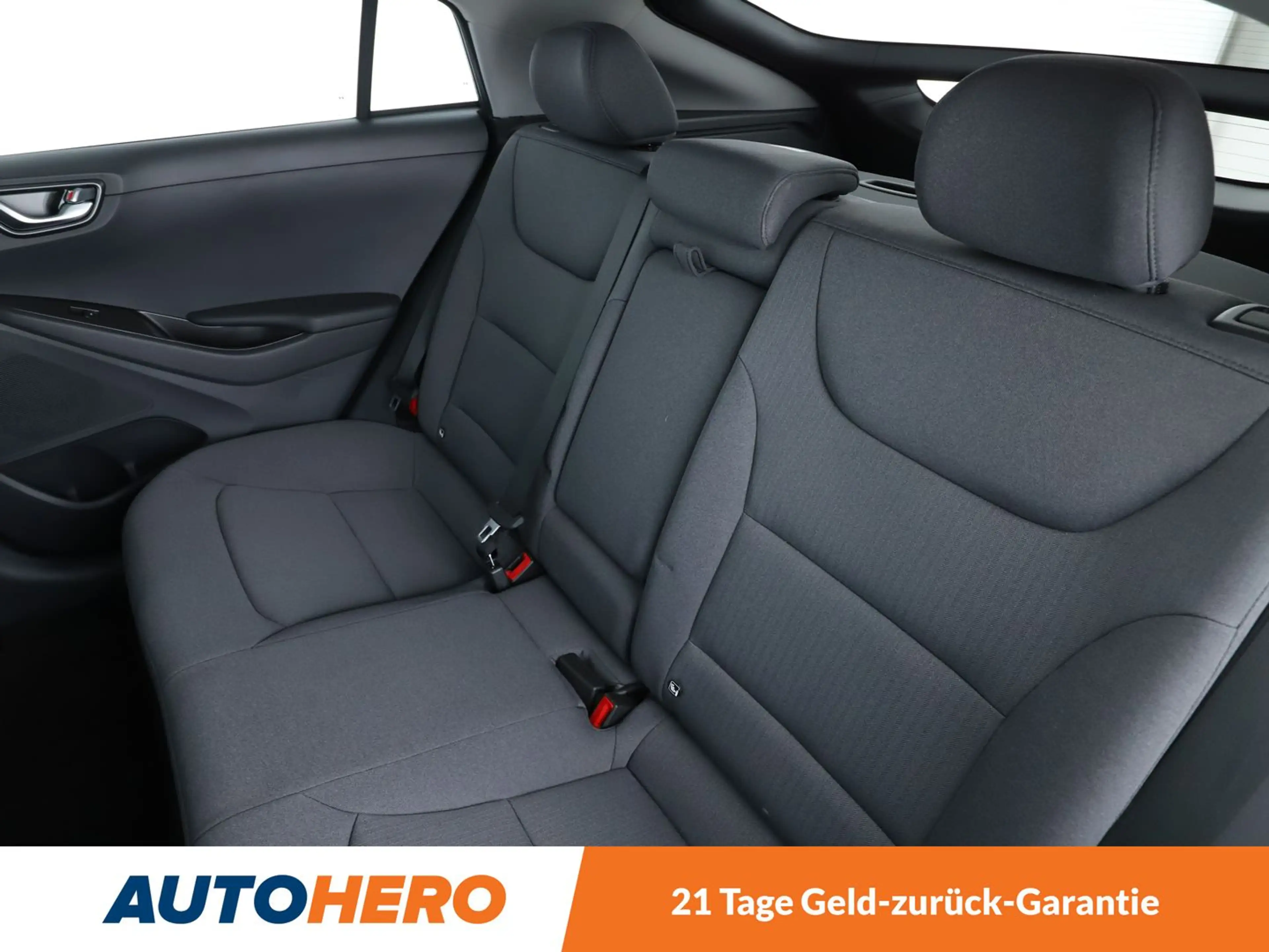 Hyundai IONIQ 1.6 Style Plug-In Hybrid Aut.*NAVI*LED*ACC*SPUR* — photo 14