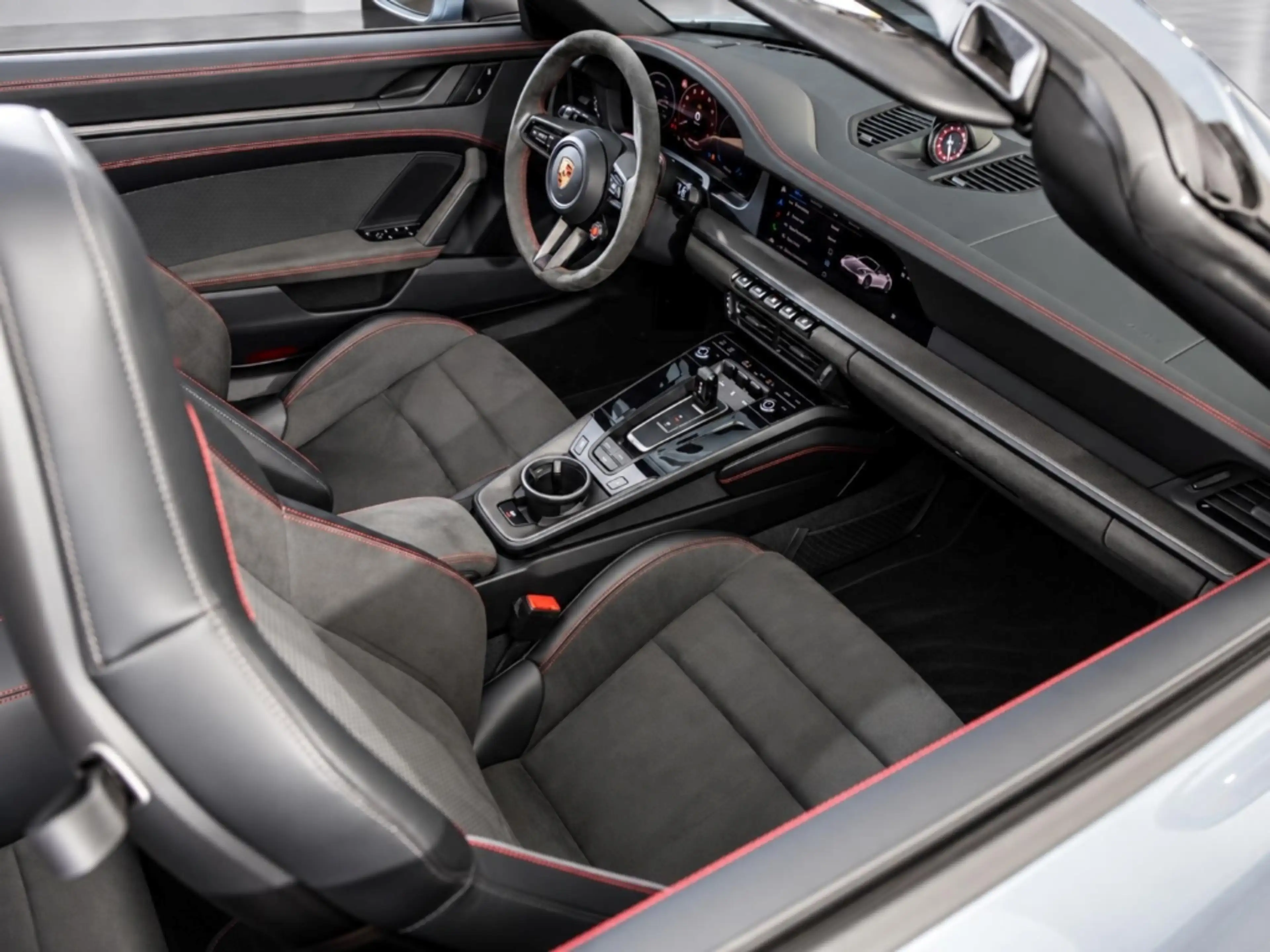 Porsche 992 911 Carrera GTS Cabriolet InnoDrive BOSE — photo 14