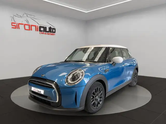 MINI Cooper 1.5 Cooper Essential auto 5porte