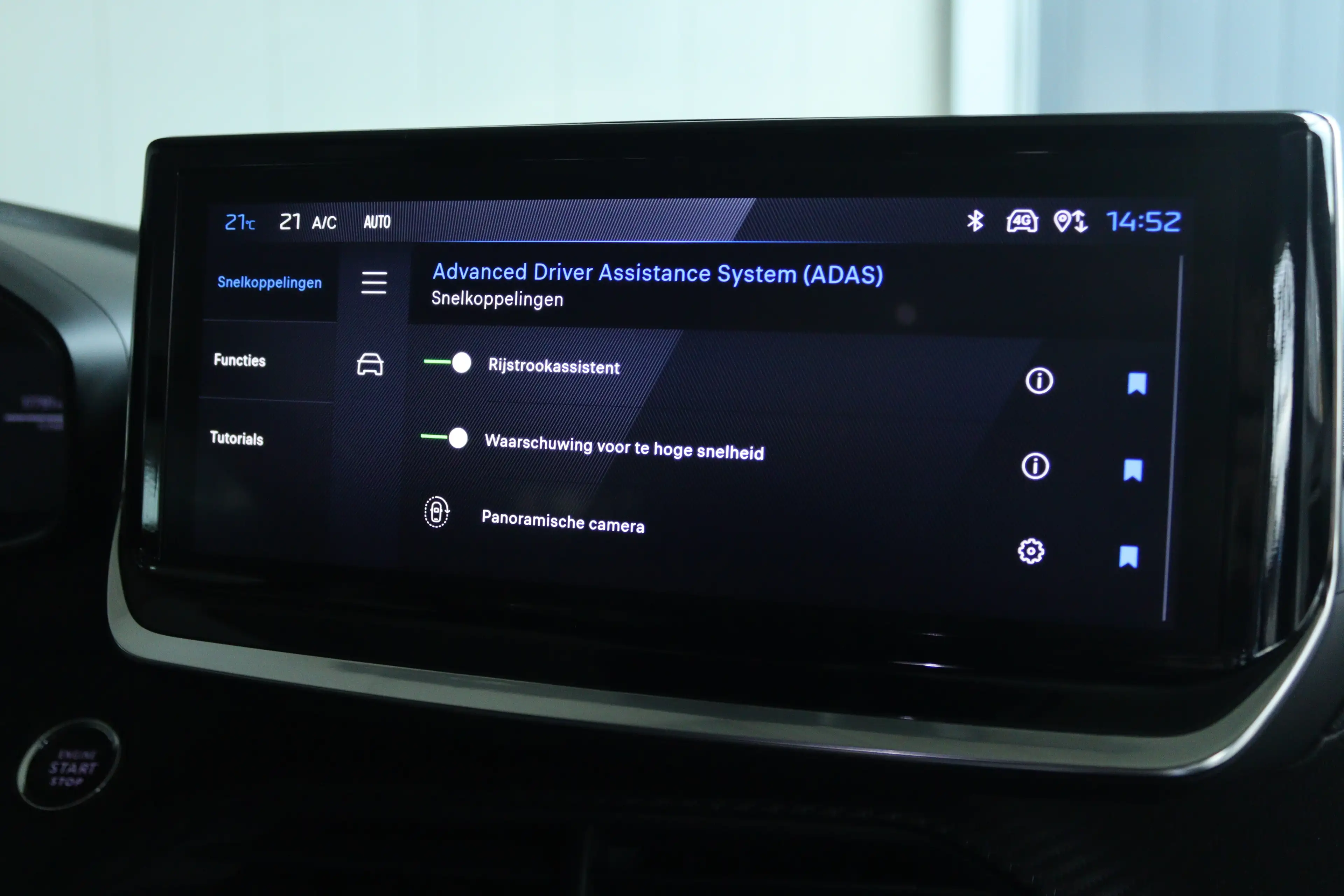 Peugeot 2008 1.2 Hybrid 145 Allure | Adapt. Cruise | 360 Camera — photo 22