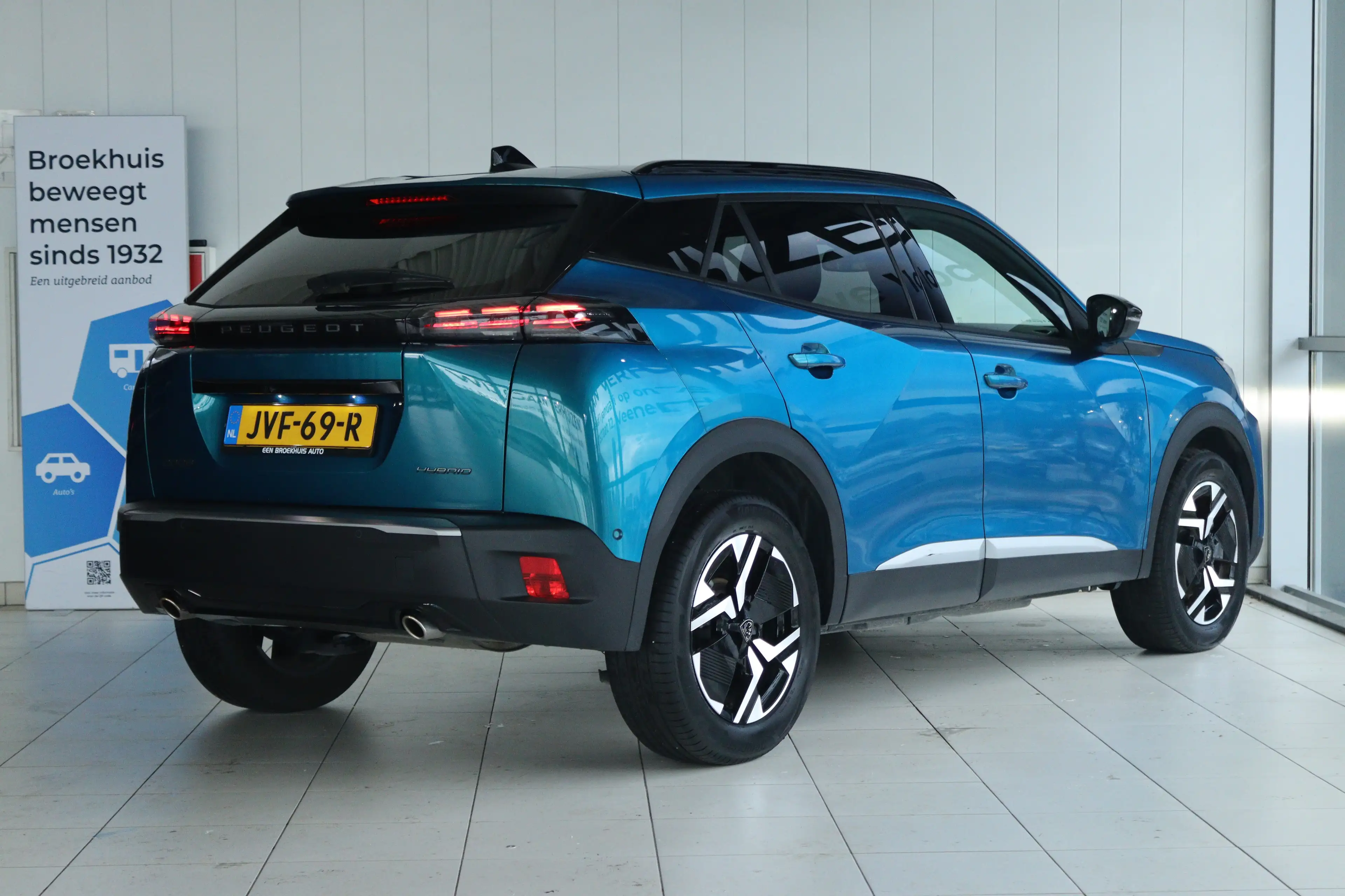 Peugeot 2008 1.2 Hybrid 145 Allure | Adapt. Cruise | 360 Camera — photo 2