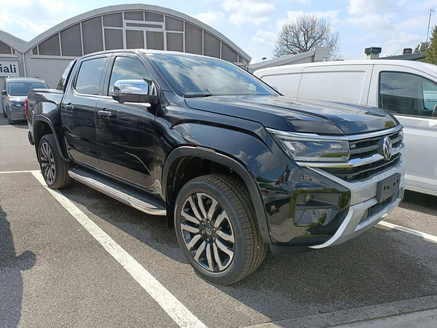 Volkswagen Amarok 3.0 v6 241 cv Aventura Aut 10marce Pronta Consegna Grigio - 2