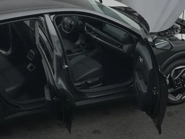 Kia K4 view 12