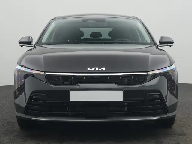 Kia K4 view 3