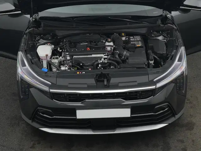Kia K4 view 7