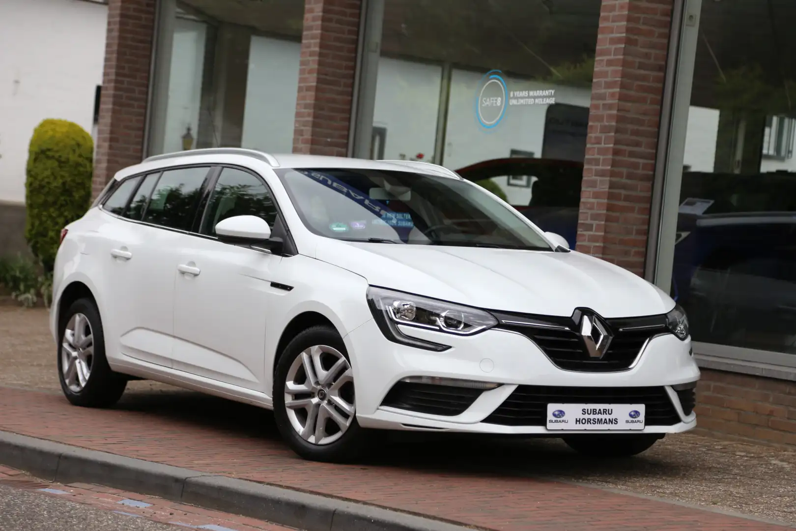 Renault Megane Estate 1.3 TCe Zen Navi Blanc - 1