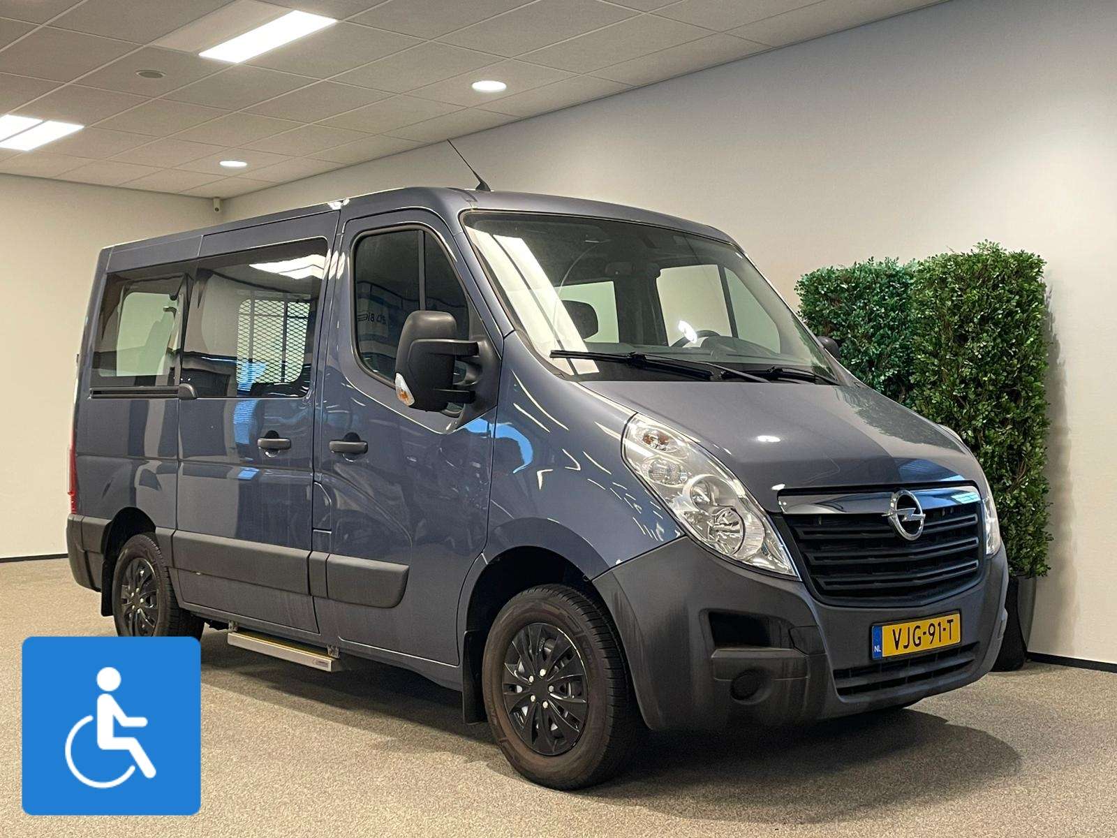 Opel Movano