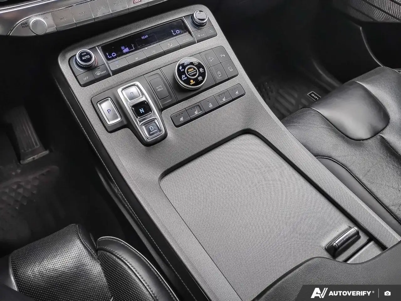 Hyundai PALISADE снимка Hyundai PALISADE