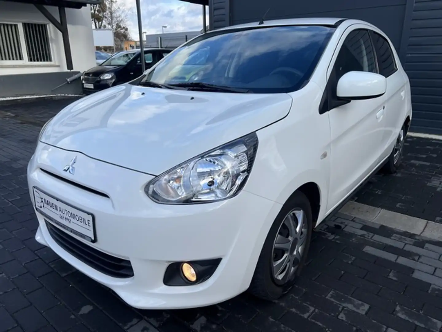 Mitsubishi Space Star Shine Automatik+Klima+ Weiß - 1