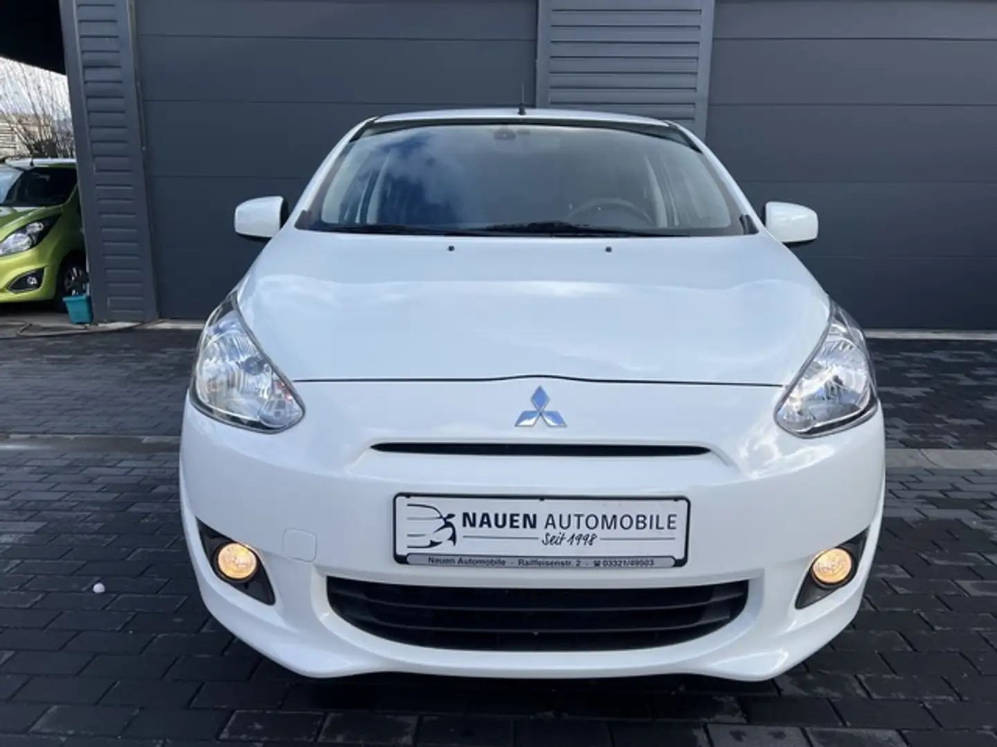 Mitsubishi Space Star Shine Automatik+Klima+ Weiß - 2