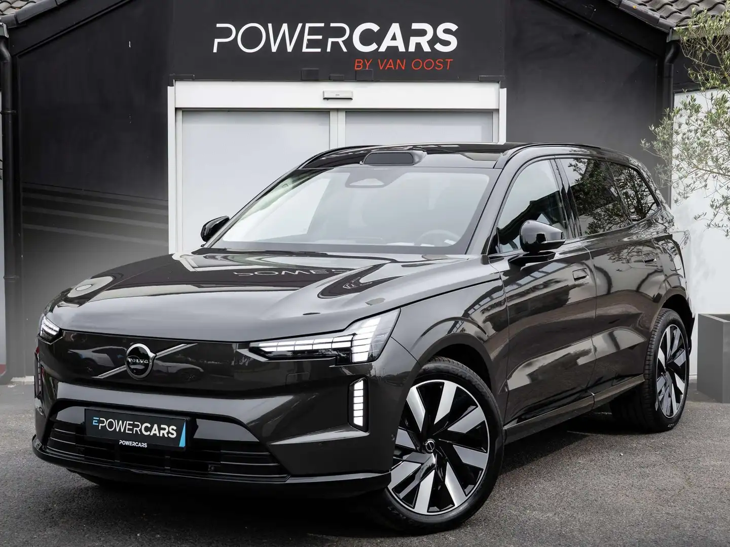 Volvo EX90 PURE  7 ZIT  NP:€110.000 PANOLUCHTVERING Gris - 1