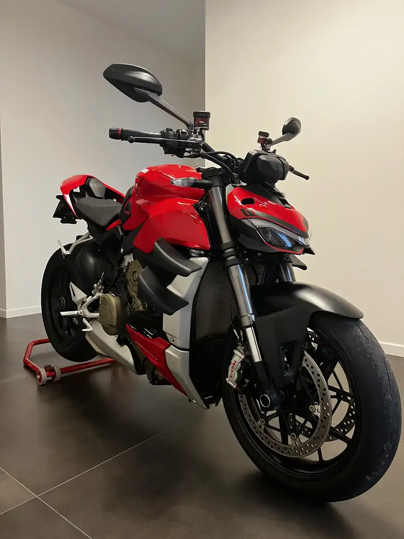 Ducati Streetfighter v4 - 2