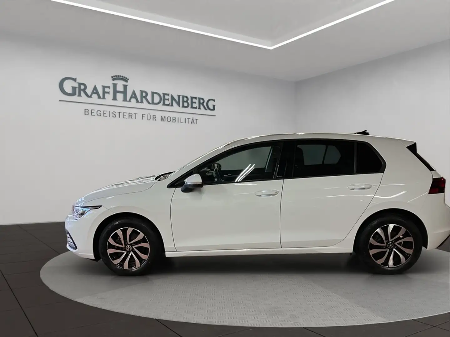 Volkswagen Golf 8 Active 2.0 TDI Navi LED Wit - 2