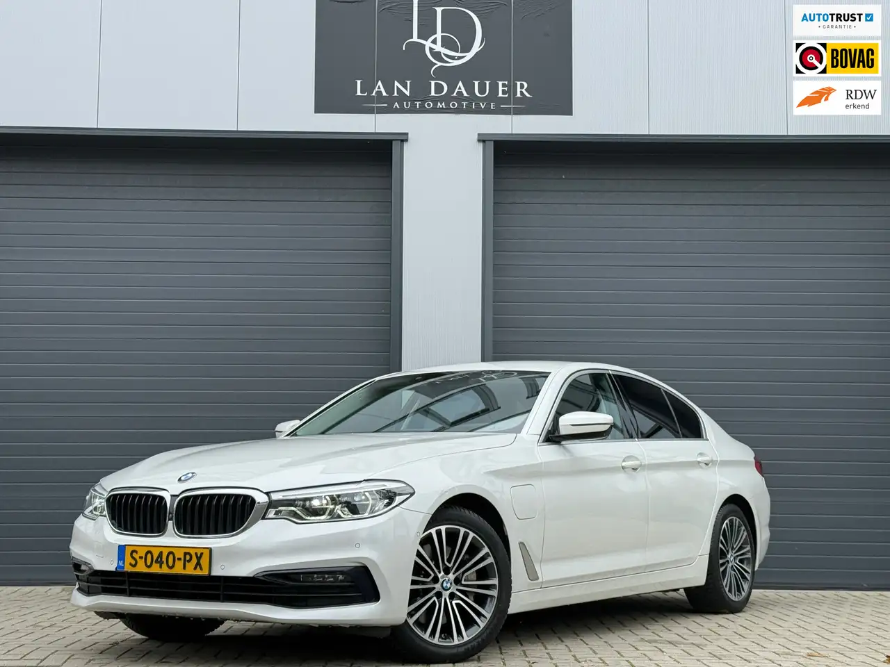 BMW 530