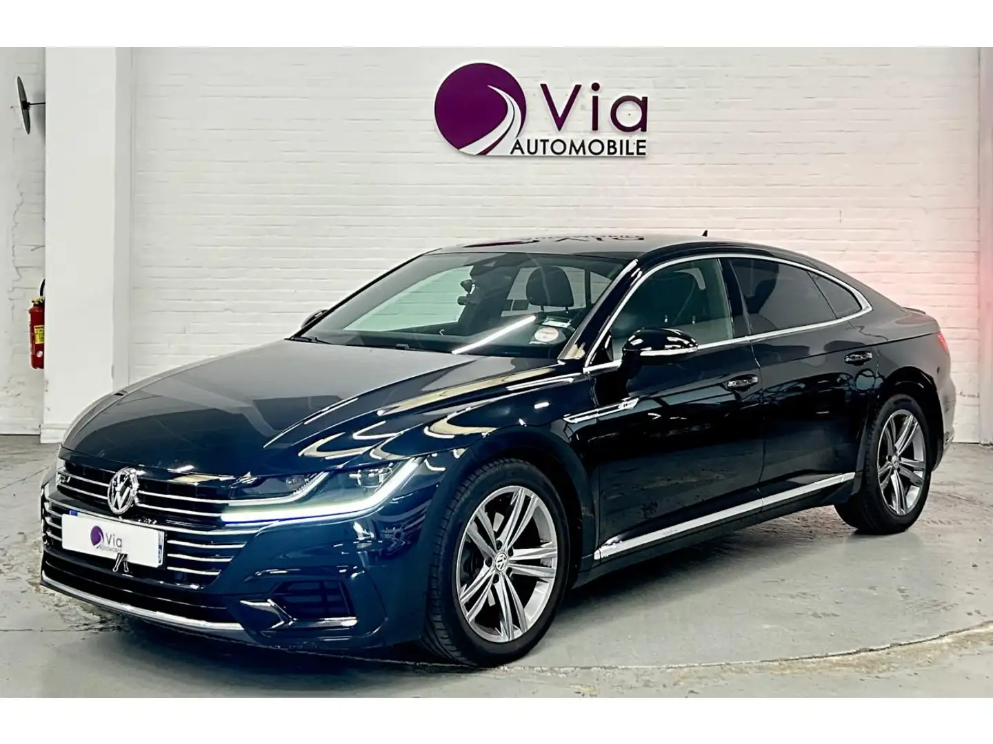 Volkswagen Arteon 2.0 TSI 190 R LINE / SUIVI VOLKSWAGEN Zwart - 1