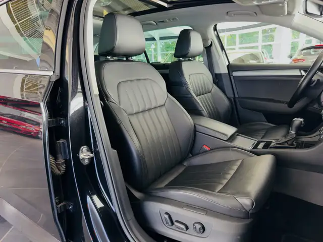 Skoda Superb view 13