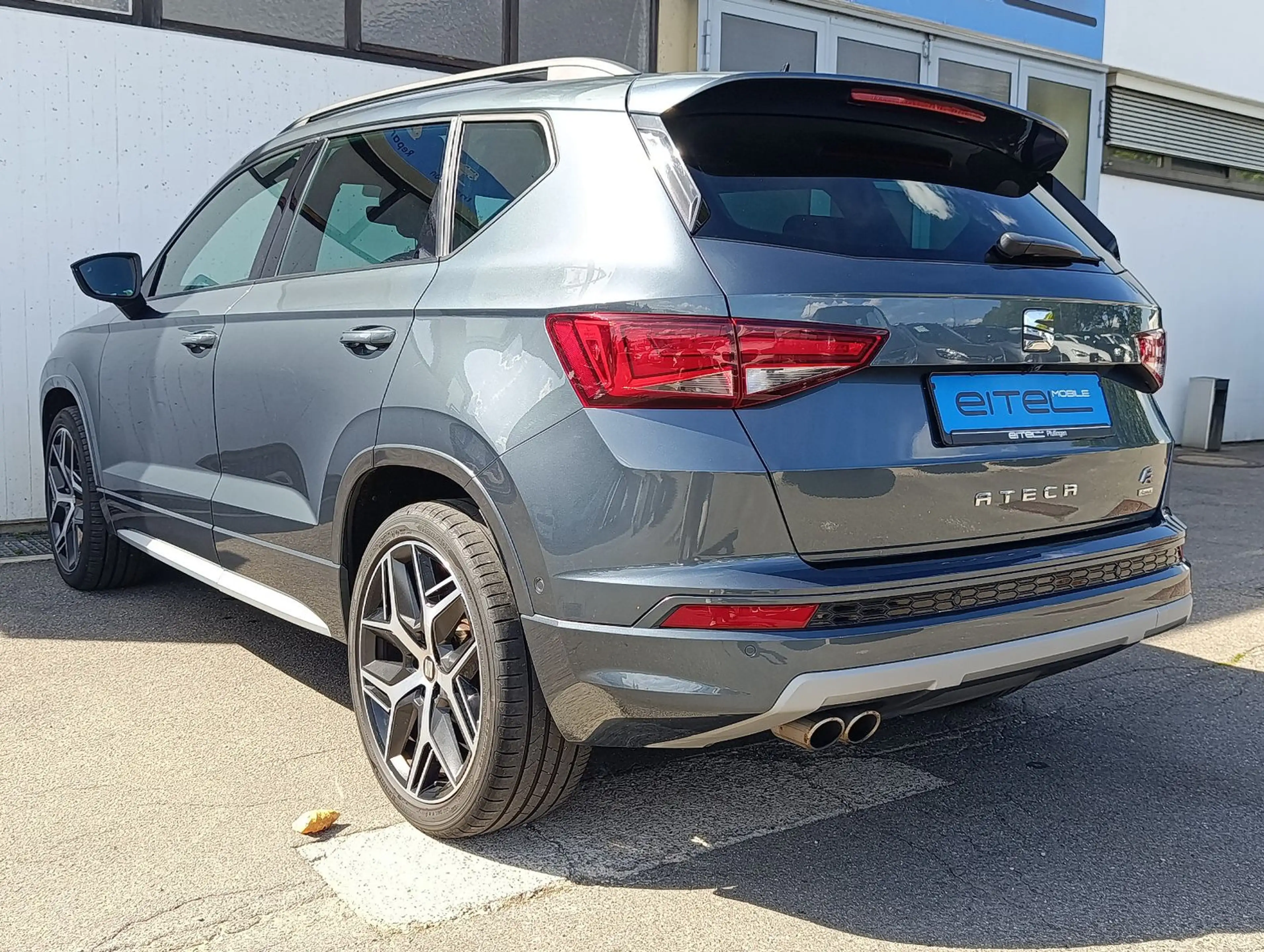 SEAT Ateca FR 4Drive Pano RFK 360°Alcantara Sound ACC — photo 4