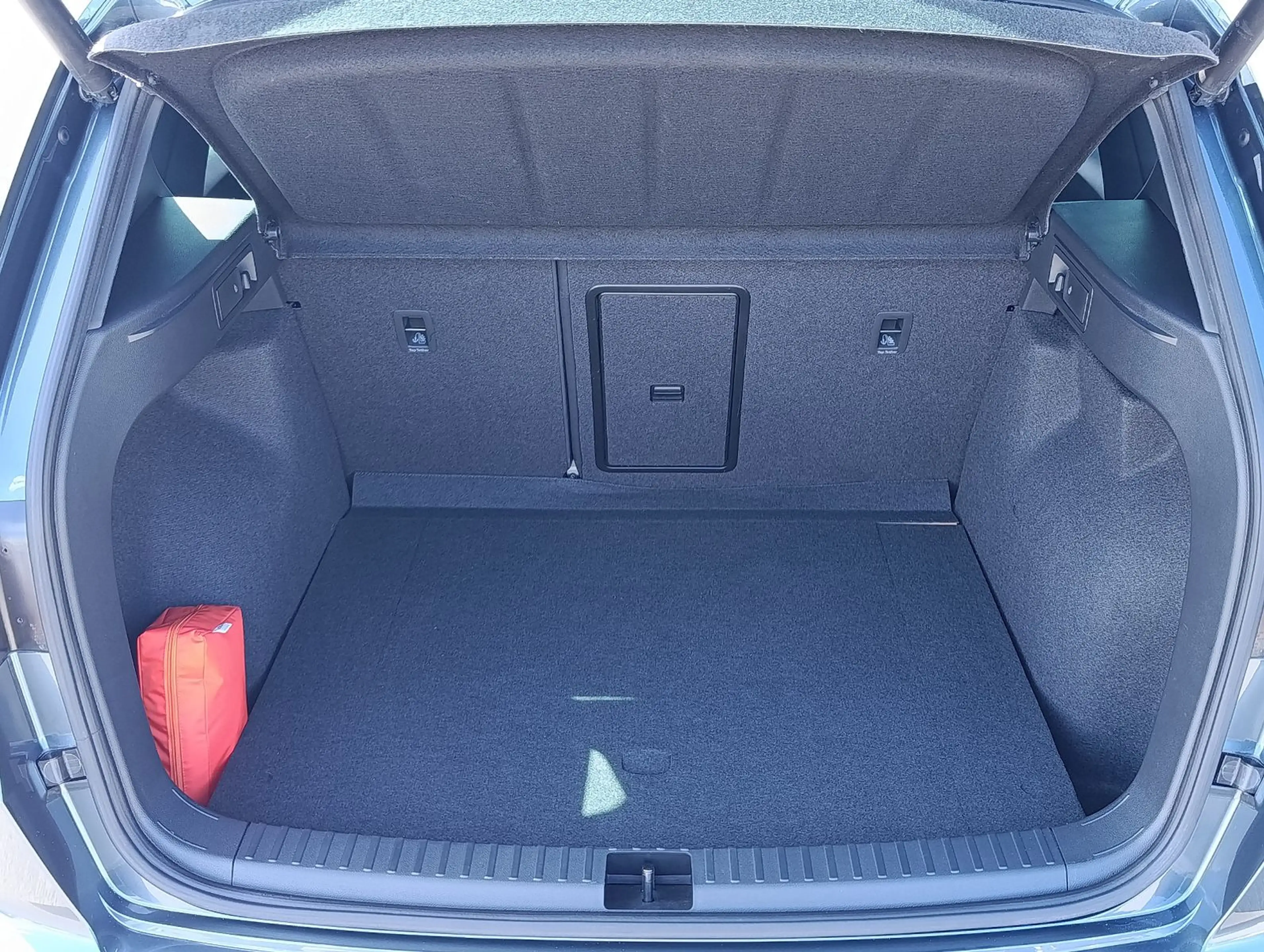 SEAT Ateca FR 4Drive Pano RFK 360°Alcantara Sound ACC — photo 7
