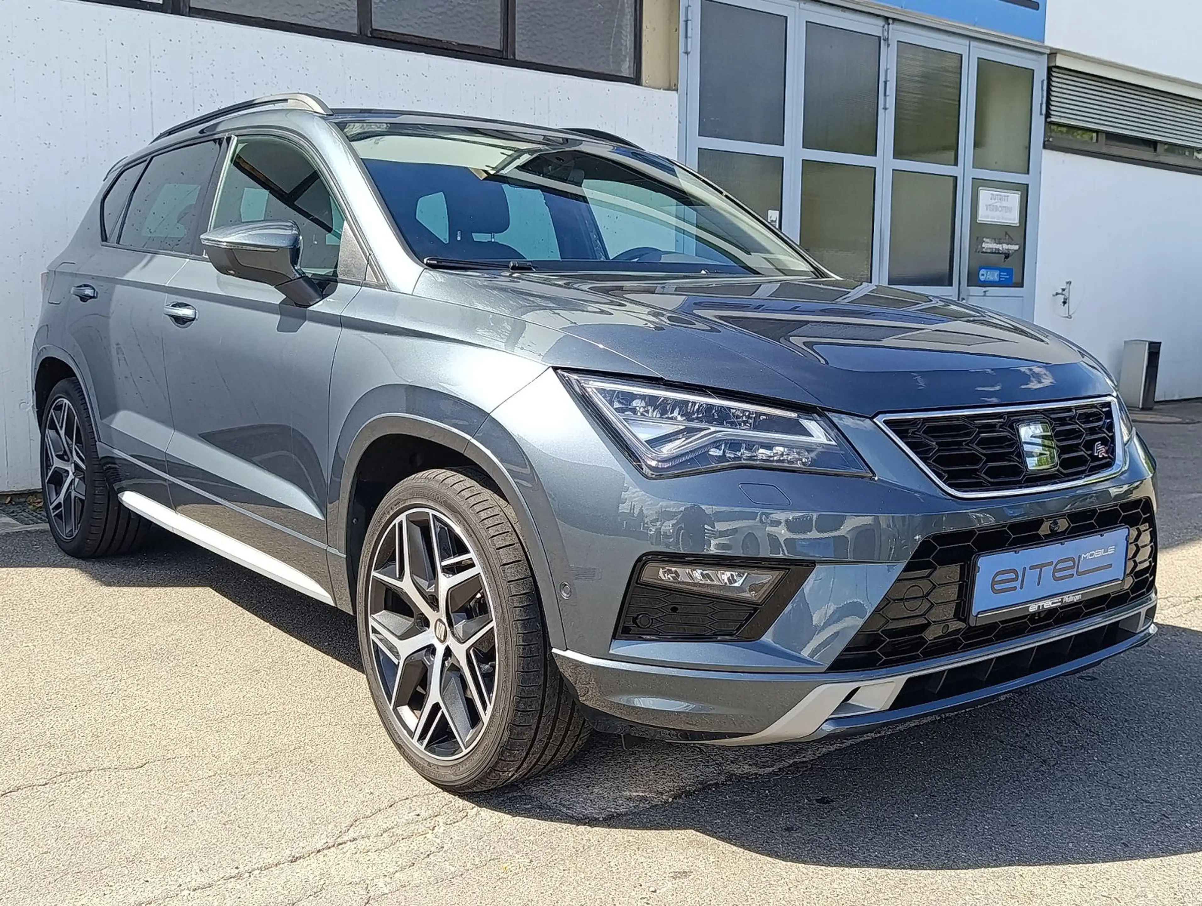 SEAT Ateca FR 4Drive Pano RFK 360°Alcantara Sound ACC — photo 2